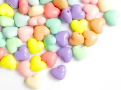 50 grosses perles en plastique - cœurs couleur pastel - 15x17 mm