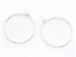 10 paires de boucles d'oreilles créoles 20 mm - couleur argenté clair