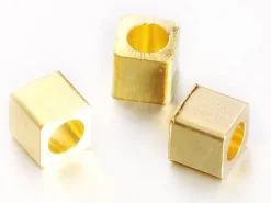 20 perles cubes en laiton doré - 3mm