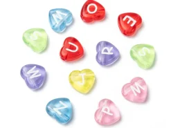 200 perles cœur en plastique - lettres alphabet - 11 mm