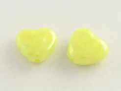 50 perles cœurs nacrés - 12 mm