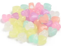 50 perles en plastique - cœurs - phosphorescent / brille dans le noir