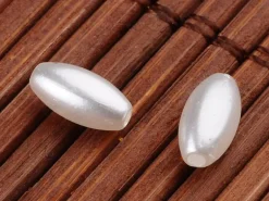 50 perles en plastique - forme riz - imitation perle de culture - 8x4 mm