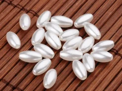 50 perles en plastique - forme riz - imitation perle de culture - 8x4 mm