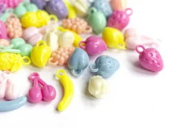 50 perles en plastique - fruits variés - pastel