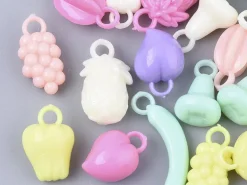 50 perles en plastique - fruits variés - pastel
