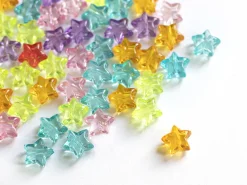 50 perles en plastique - étoiles transparentes - multicolore