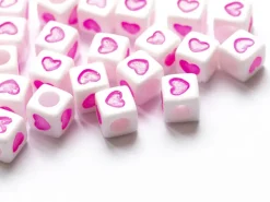 20 perles en plastique cubes symbole coeur - rose flashy - 7 mm