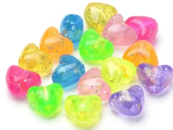 50 perles en plastique- cœurs pailletés - multicolore