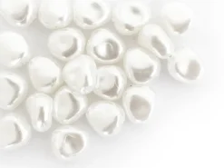 20 perles en plastique imitation perles de culture - forme irrégulière - 10 x 11 mm