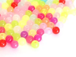 100 perles en plastique rondes 6 mm - multicolores