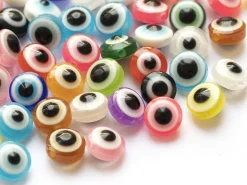 50 perles en plastiques - œil porte bonheur - multicolore - 8mm