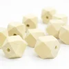 10 perles géométriques en bois - 12 mm