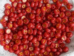 200 perles lettres dorées – Bois de Rose
