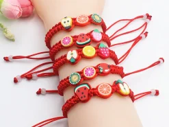 Boite de 12 compartiments de perles fruits en pâte polymère - Multicolore