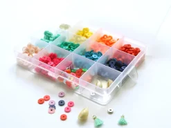 Boite de 11 couleurs de perles heishi 6 mm POP + accessoires