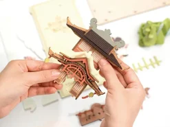 Book Nook - Pièce miniature - Fleurs de Sakura Falling