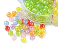 Boîte de 490 perles rondes transparentes en acrylique - 7 couleurs - 6 mm