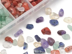 Boîte de 7 styles de perles précieuses naturelles