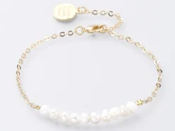 Bracelet avec véritables perles de culture et chaine doré à l'or fin 18K