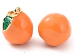 Breloque orange émaillée en laiton doré à l’or fin