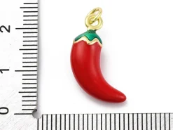 Breloque piment émaillé en laiton plaqué or 18 K