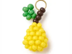 Breloque poire en perles de verre