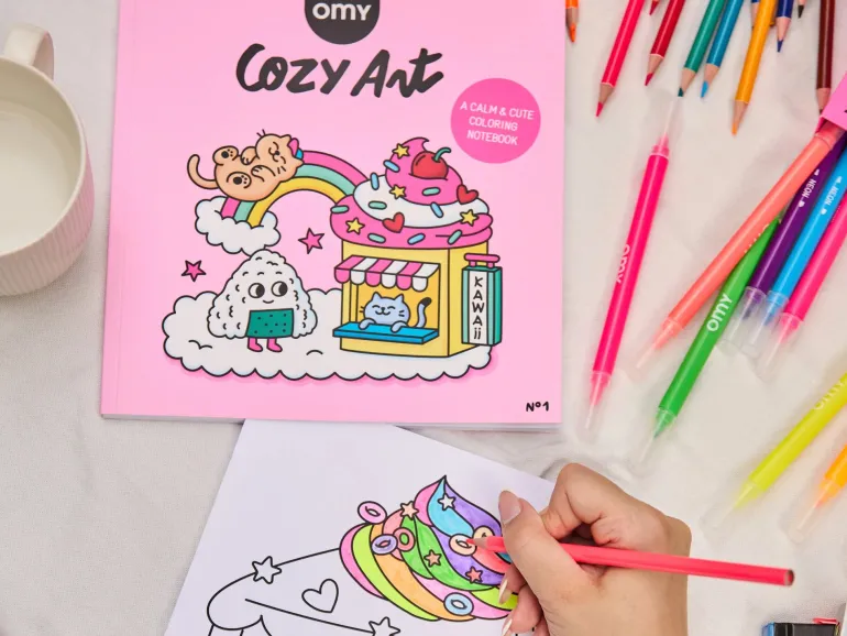 Cahier de coloriage Cozy Art - Kawaii - Omy