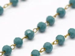 Chaine laiton avec perles en verre - bleu canard