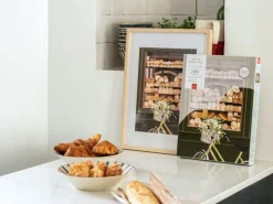 Coffret peinture au numéro - Petit Pinceau - Boulangeries Parisiennes par Ananya Bhandari