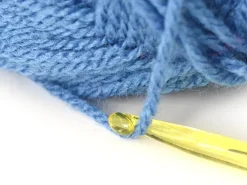 Crochet fluo 5 mm - Plastique