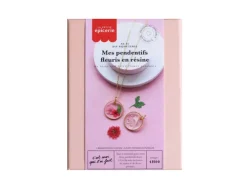 DIY Bijouterie - Mes pendentifs fleuris en résine
