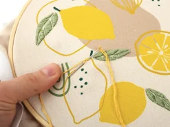 Kit broderie Graine Créative citron - Tambour 20cm