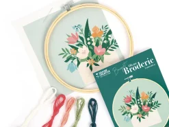 Kit broderie partielle Graine Créative motif bouquet