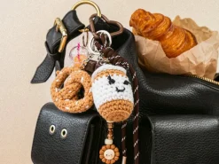 Kit crochet pour débutant - bag charms- coffee time