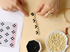 Kit DIY Bijouterie - Ma pochette de téléphone en perles
