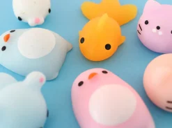 Mini squishy pingouin bleu - anti-stress