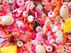 Mélange de perles heishi et de breloques - Melbourne