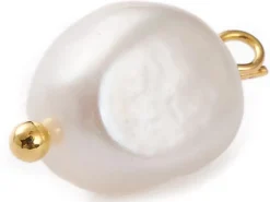 Pendentif perle de culture - Avec décoration coquillage doré - 13 x 9 mm