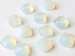 Perle à facettes carré - Opalite - 8 x 8 mm