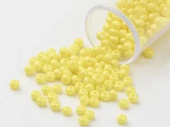 Perles de rocailles en tube - Jaune poussin - 2 mm