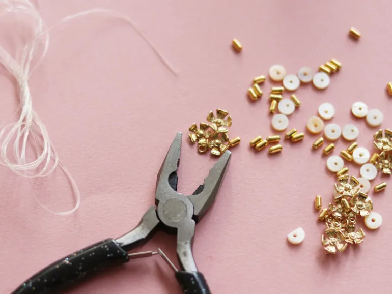 Pince pour bijoux - grip