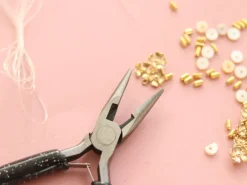 Pince pour bijoux - plate
