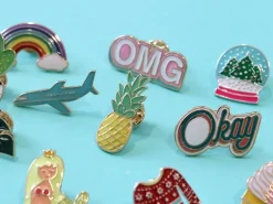Pin's émaillé Okay