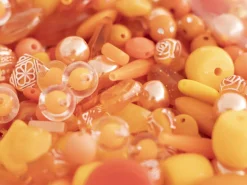 Pot de perles en plastique - nuances d'orange